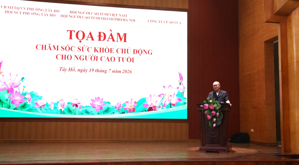 Ông Nguyễn Mạnh Thản làm báo cáo viên tại tọa đàm