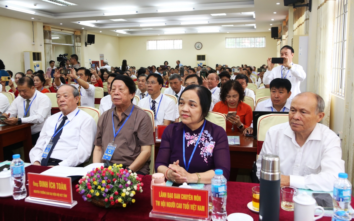 Đại hội Hội Người cao tuổi tỉnh Lạng Sơn lần thứ I: Đổi mới hoạt động, phát huy vai trò người cao tuổi Đại hội Hội Người cao tuổi tỉnh Lạng Sơn lần thứ I: Đổi mới hoạt động, phát huy vai trò người cao tuổi