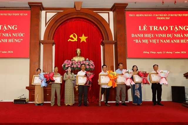 Đồng Tháp trao tặng danh hiệu vinh dự Nhà nước “Bà Mẹ Việt Nam anh hùng”
