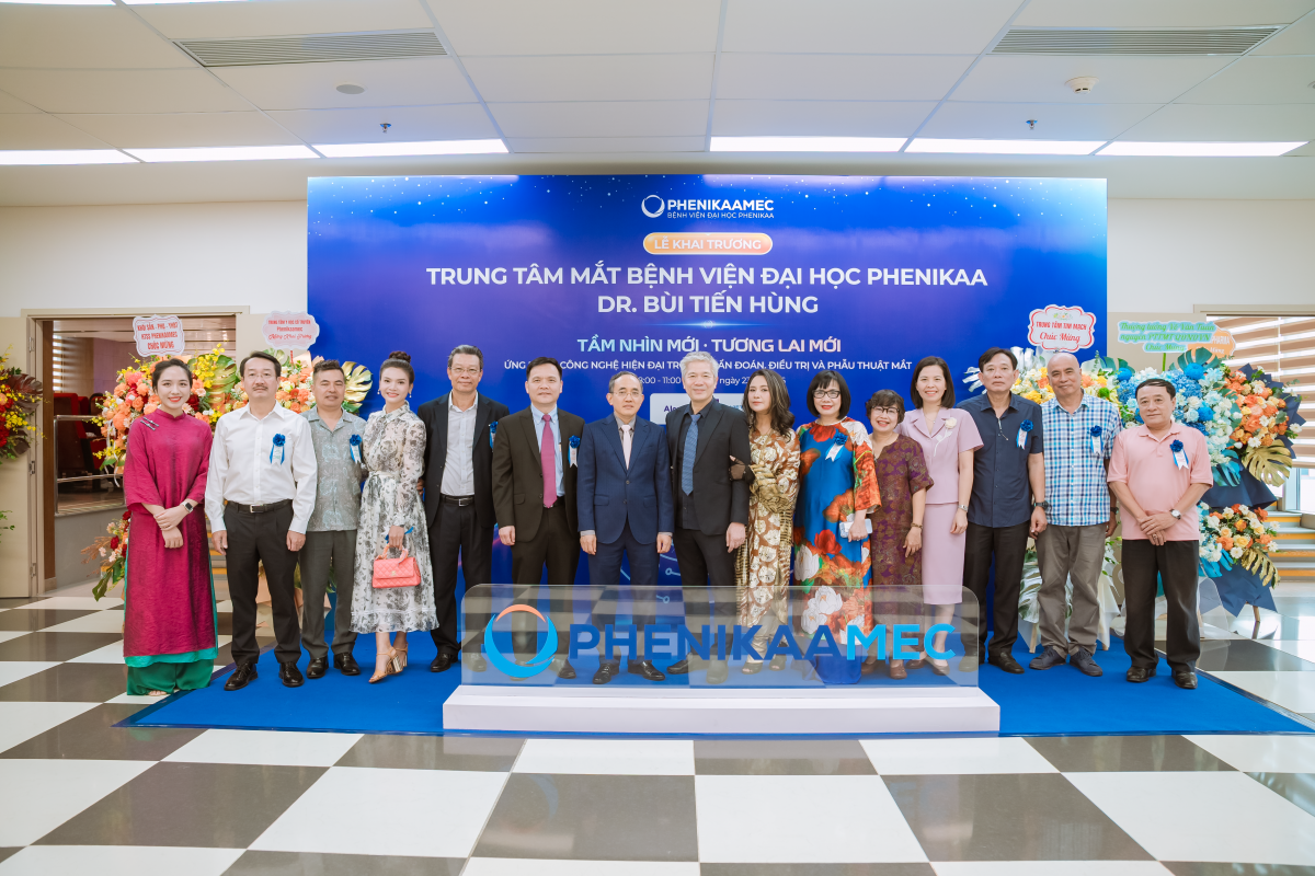 Đầu tư công nghệ hiện đại, hướng tới chăm sóc thị lực toàn diện Đầu tư công nghệ hiện đại, hướng tới chăm sóc thị lực toàn diện