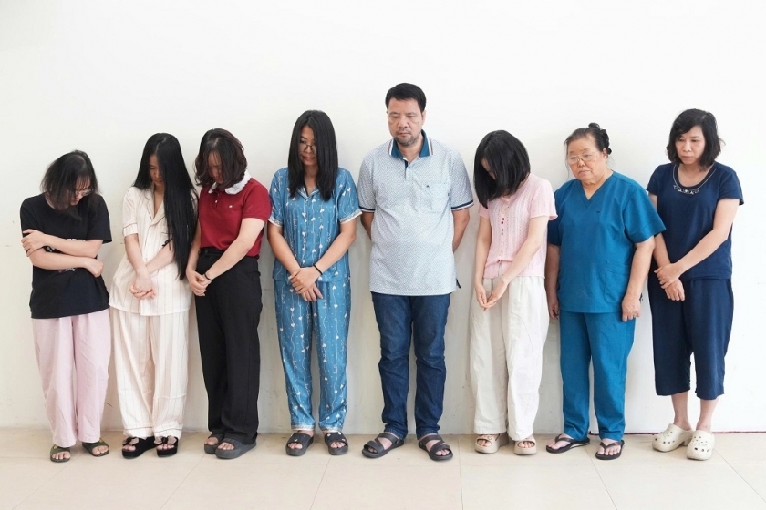 Nhóm đối tượng tại cơ quan công an. (ảnh CANA) Nhóm đối tượng tại cơ quan công an. (ảnh CANA)