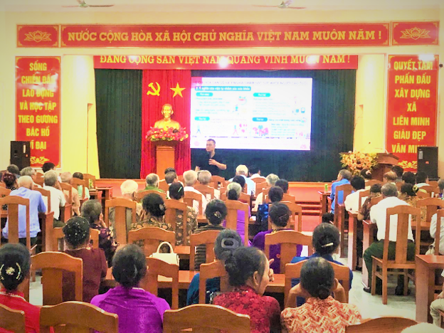 Tiến sĩ Nguyễn Văn Thanh, Phó Giám đốc Trung tâm Kỹ năng sống Văn hóa Việt, Giảng viên Học viện Phụ nữ Việt Nam tư vấn về chăm sóc sức khỏe người cao tuổi