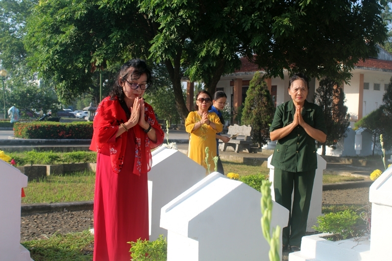 Tháng 7 về ở Nghĩa trang liệt sĩ Hàm Rồng: Nơi lòng biết ơn không bao giờ khép lại
