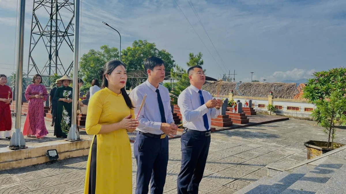 Thành kính tri ân các Anh hùng liệt sĩ nhân kỷ niệm 79 năm Ngày Thương binh - Liệt sĩ
