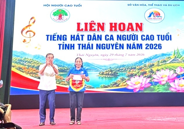 Thái Nguyên: Lan tỏa nghĩa tình trong Tháng hành động vì người cao tuổi và âm vang dân ca truyền thống