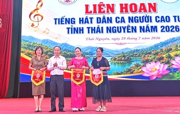 Thái Nguyên: Lan tỏa nghĩa tình trong Tháng hành động vì người cao tuổi và âm vang dân ca truyền thống Thái Nguyên: Lan tỏa nghĩa tình trong Tháng hành động vì người cao tuổi và âm vang dân ca truyền thống