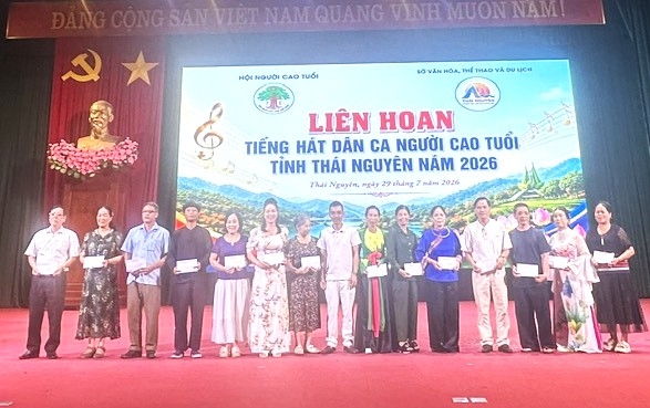 Thái Nguyên: Lan tỏa nghĩa tình trong Tháng hành động vì người cao tuổi và âm vang dân ca truyền thống Thái Nguyên: Lan tỏa nghĩa tình trong Tháng hành động vì người cao tuổi và âm vang dân ca truyền thống