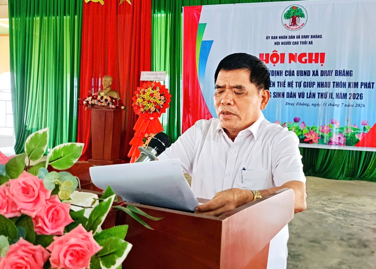 Ông Lê Năng Hảo, Phó Chủ tịch Hội NCT tỉnh phát biểu chỉ đạo Hội nghị Ông Lê Năng Hảo, Phó Chủ tịch Hội NCT tỉnh phát biểu chỉ đạo Hội nghị
