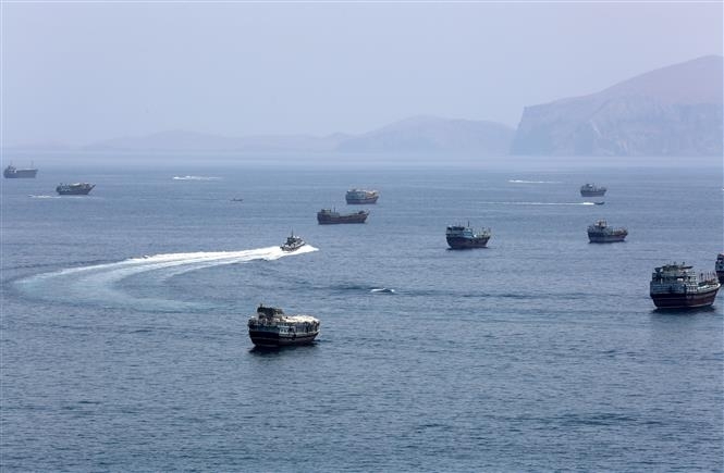 Quang cảnh eo biển Hormuz ngày 20/6/2026. Ảnh: TTXVN Quang cảnh eo biển Hormuz ngày 20/6/2026. Ảnh: TTXVN