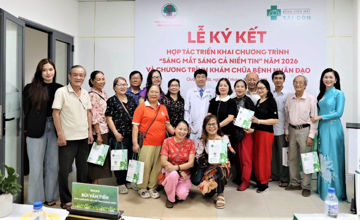 Các đại biểu tham dự chương trình Các đại biểu tham dự chương trình