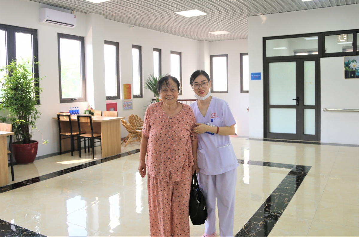 Đến cơ sở chăm sóc người cao tuổi ban ngày để vui hơn, khỏe hơn Đến cơ sở chăm sóc người cao tuổi ban ngày để vui hơn, khỏe hơn