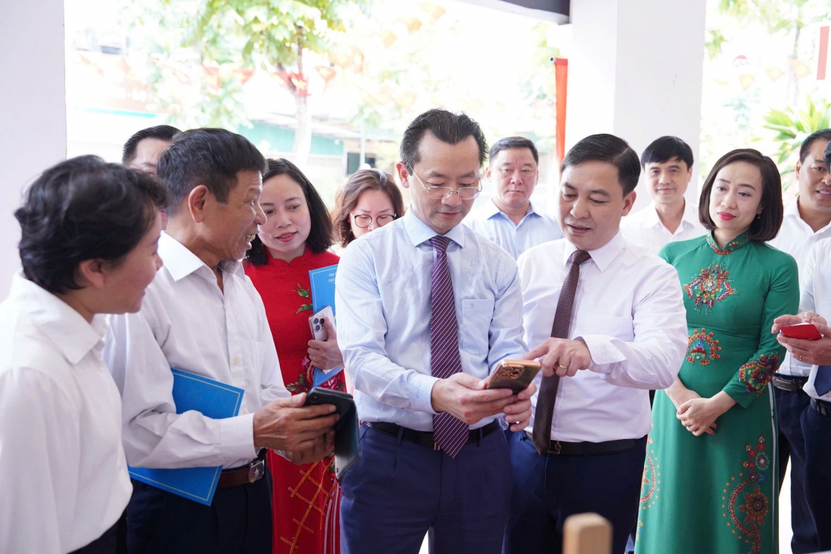 Nhà văn hóa hạnh phúc, chăm sóc người cao tuổi ngay từ cộng đồng