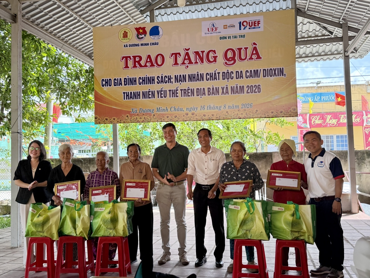 KIẾN TẠO GIÁ TRỊ NHÂN VĂN - HÀNH TRÌNH “VỀ NGUỒN” CỦA VIỆN ĐÀO TẠO SAU ĐẠI HỌC UEF