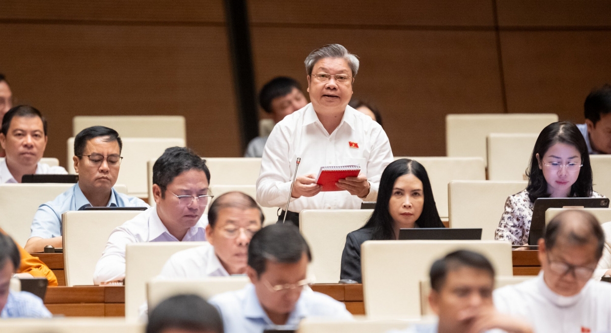 Đại biểu Bùi Văn Dũng: Lấy chất lượng cuộc sống người dân làm thước đo cuối cùng Đại biểu Bùi Văn Dũng: Lấy chất lượng cuộc sống người dân làm thước đo cuối cùng