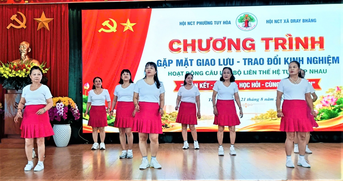 Nối những nhịp cầu liên thế hệ bằng nghĩa tình và sự sẻ chia