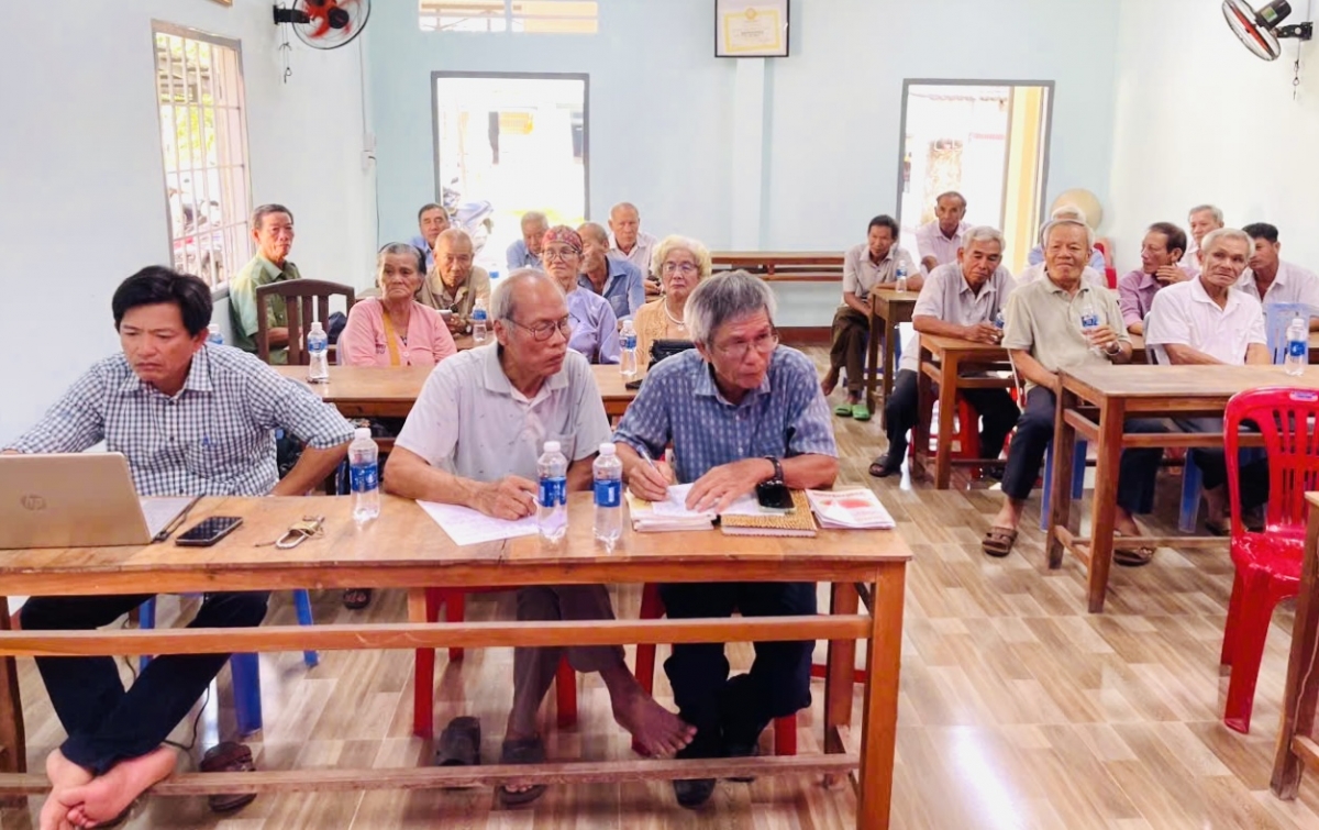 Nhiều cán bộ Hội Người cao tuổi ở phường Phước Hội đảm nhận vai trò cán bộ tổ dân phố Nhiều cán bộ Hội Người cao tuổi ở phường Phước Hội đảm nhận vai trò cán bộ tổ dân phố