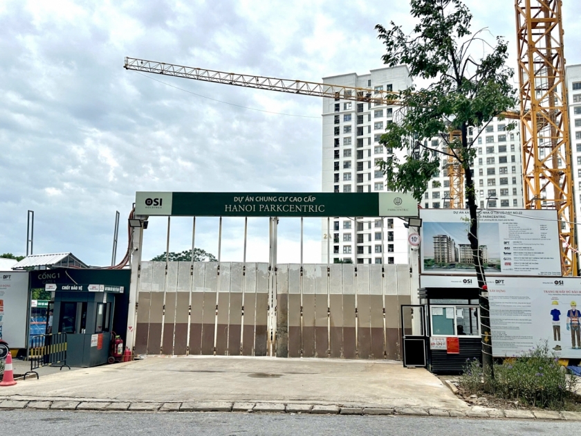 Chung cư Hanoi Homeland bị nứt, sụt lún, hàng trăm hộ dân bất an Chung cư Hanoi Homeland bị nứt, sụt lún, hàng trăm hộ dân bất an
