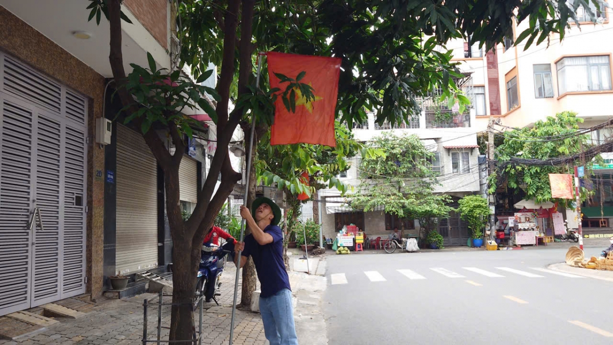 Việc nhỏ, nghĩa lớn trong ngày hội non sông của người cao tuổi khu phố 27 Việc nhỏ, nghĩa lớn trong ngày hội non sông của người cao tuổi khu phố 27