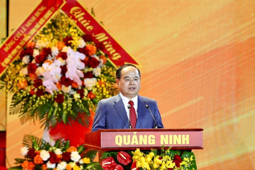  Đồng chí Quản Minh Cường, Ủy viên Trung ương Đảng, Bí thư Thành ủy Quảng Ninh phát biểu tại buổi lễ.