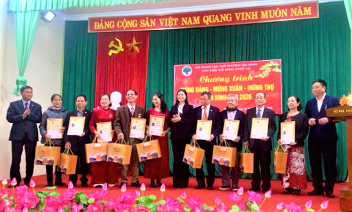 Tặng quà mừng thọ NCT nhân dịp Xuân Bính Ngọ 2026 Tặng quà mừng thọ NCT nhân dịp Xuân Bính Ngọ 2026