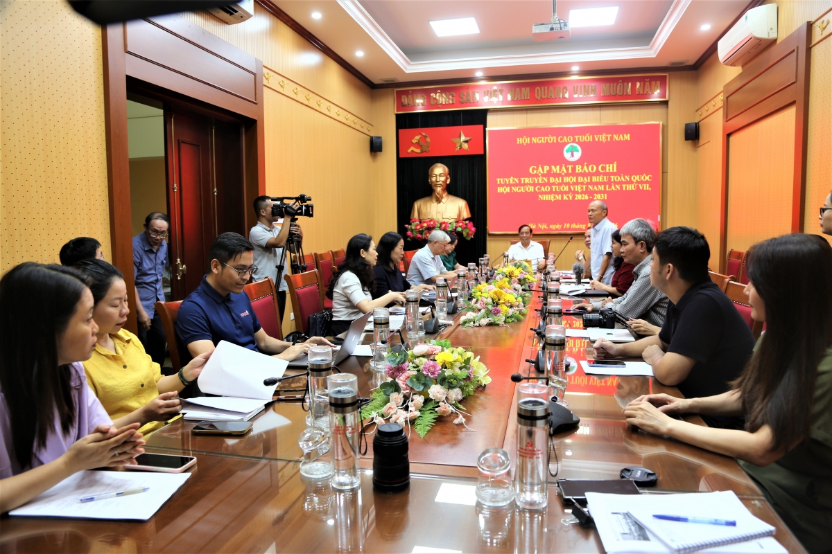 Quang cảnh buổi họp báo