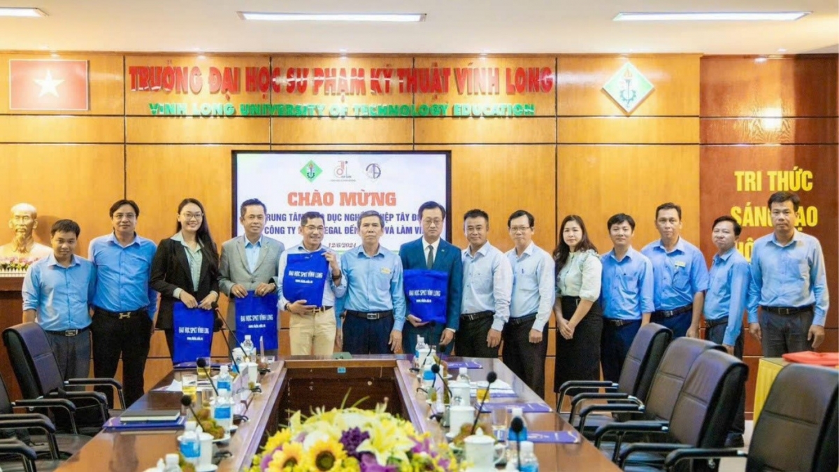 Tác giả Trần Nguyễn và hành trình gìn giữ giá trị văn hóa dân tộc