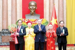 Người cao tuổi - Điểm tựa tinh thần, cầu nối các thế hệ