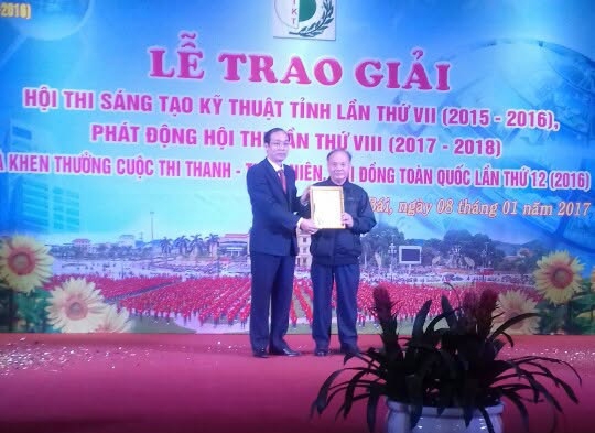 Nhà sáng chế U100 của nhà nông Nhà sáng chế U100 của nhà nông