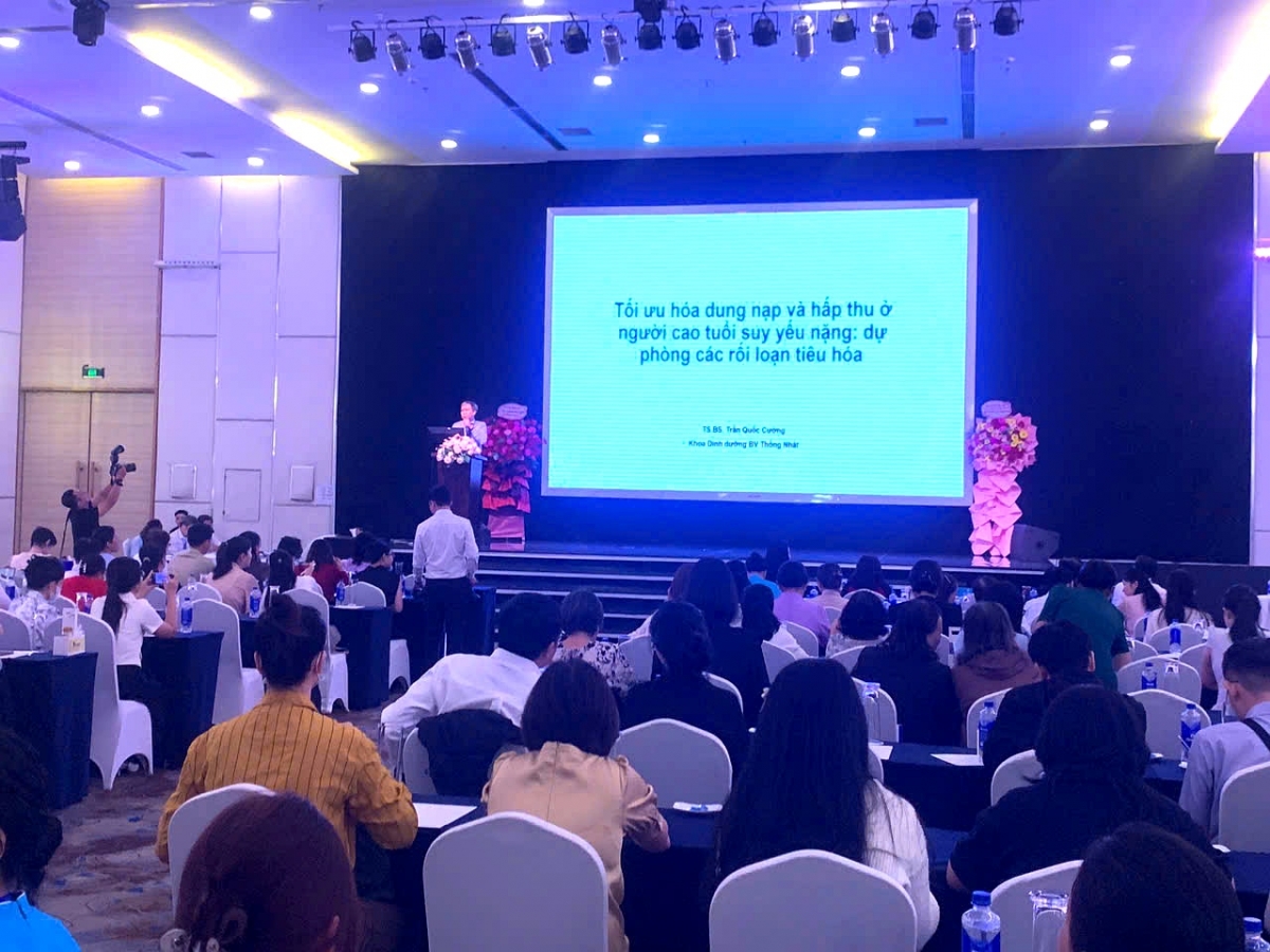 Quang cảnh hội nghị Quang cảnh hội nghị