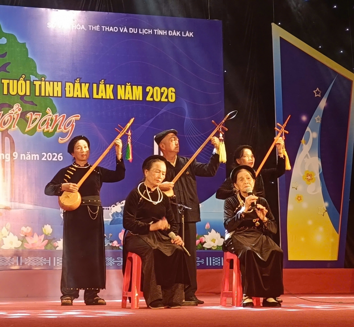 Các tiết mục văn nghệ tại Liên hoa Các tiết mục văn nghệ tại Liên hoa