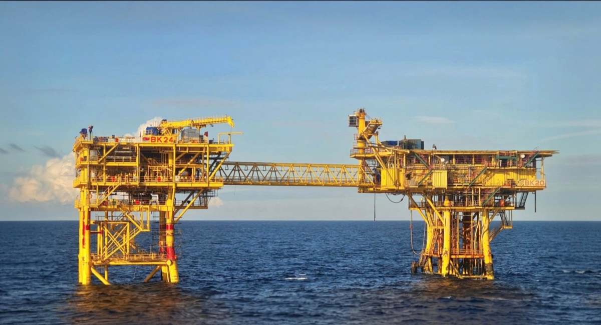 Giàn đầu giếng BK24 thuộc Vietsovpetro Giàn đầu giếng BK24 thuộc Vietsovpetro