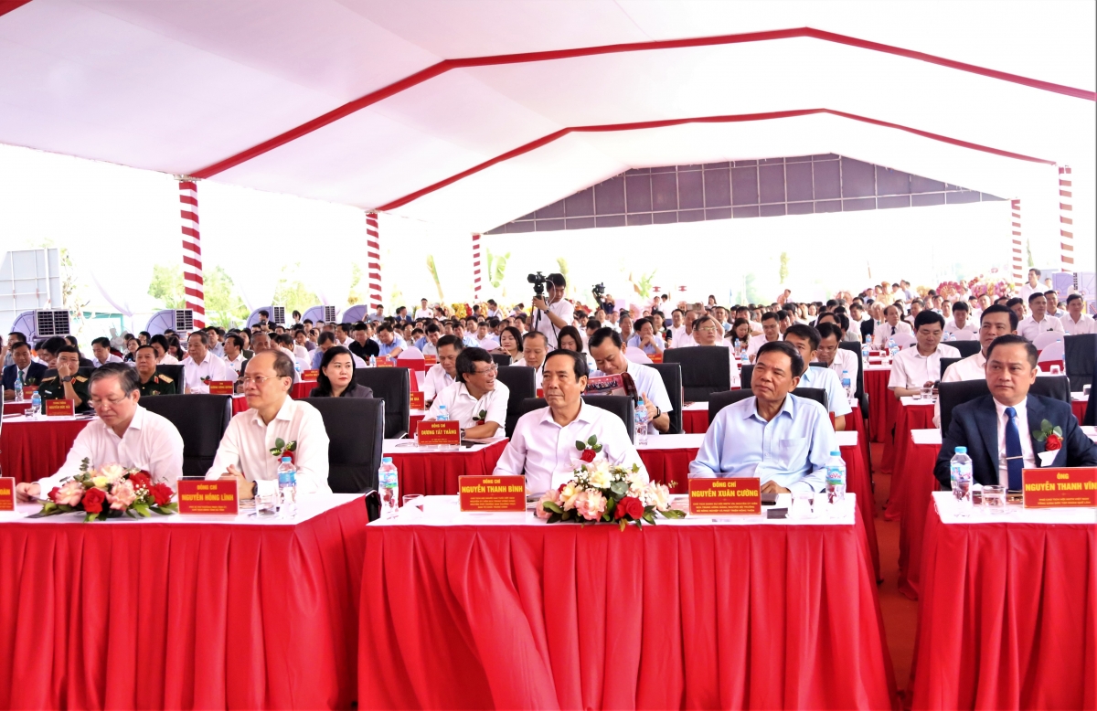 Các đại biểu tham dự chương trình Các đại biểu tham dự chương trình