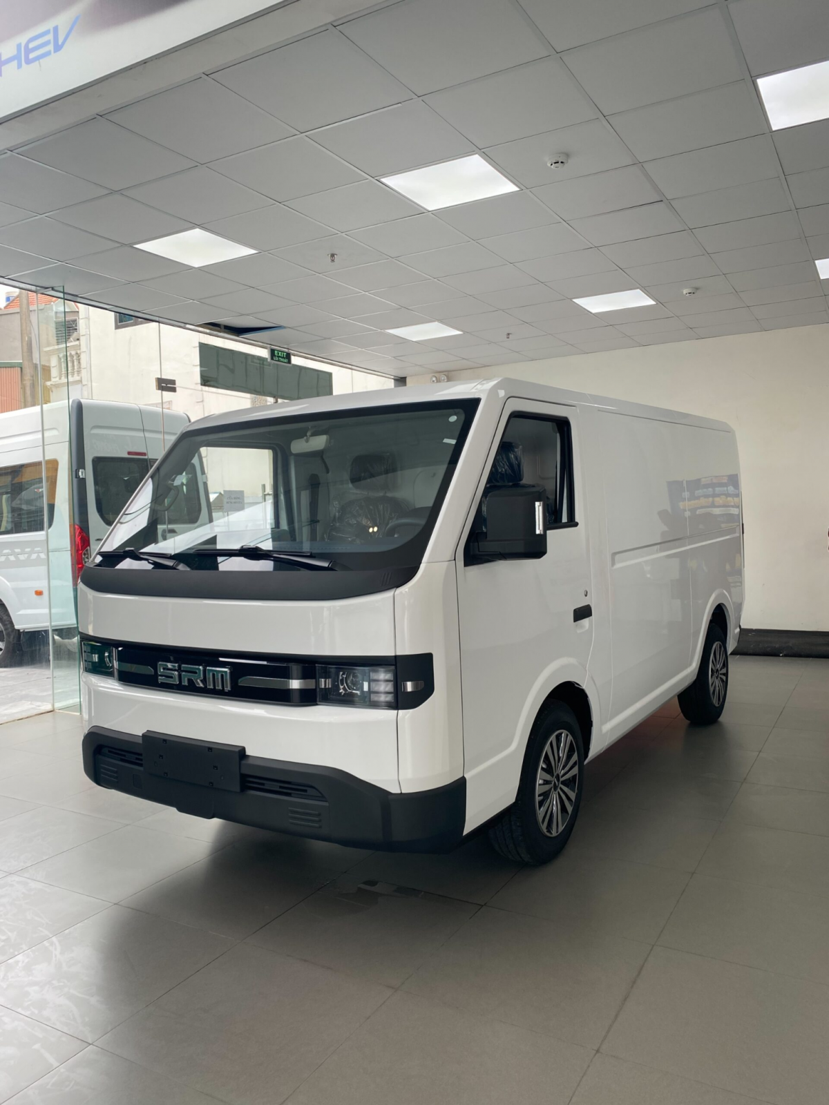 Xu hướng xe van điện hiện nay - Lựa chọn mới cho vận tải hàng hóa đô thị
