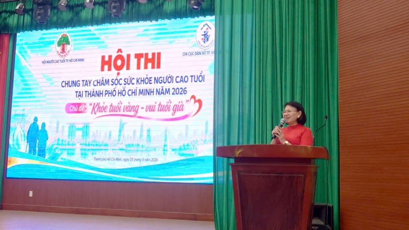 Bà Nguyễn Thị Giang Nhung, Phó Chi cục trưởng Chi cục Dân số TP Hồ Chí Minh phát biểu khai mạc