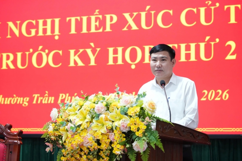 Các cử tri đề xuất, kiến nghị những vấn đề liên quan tại Hội nghị