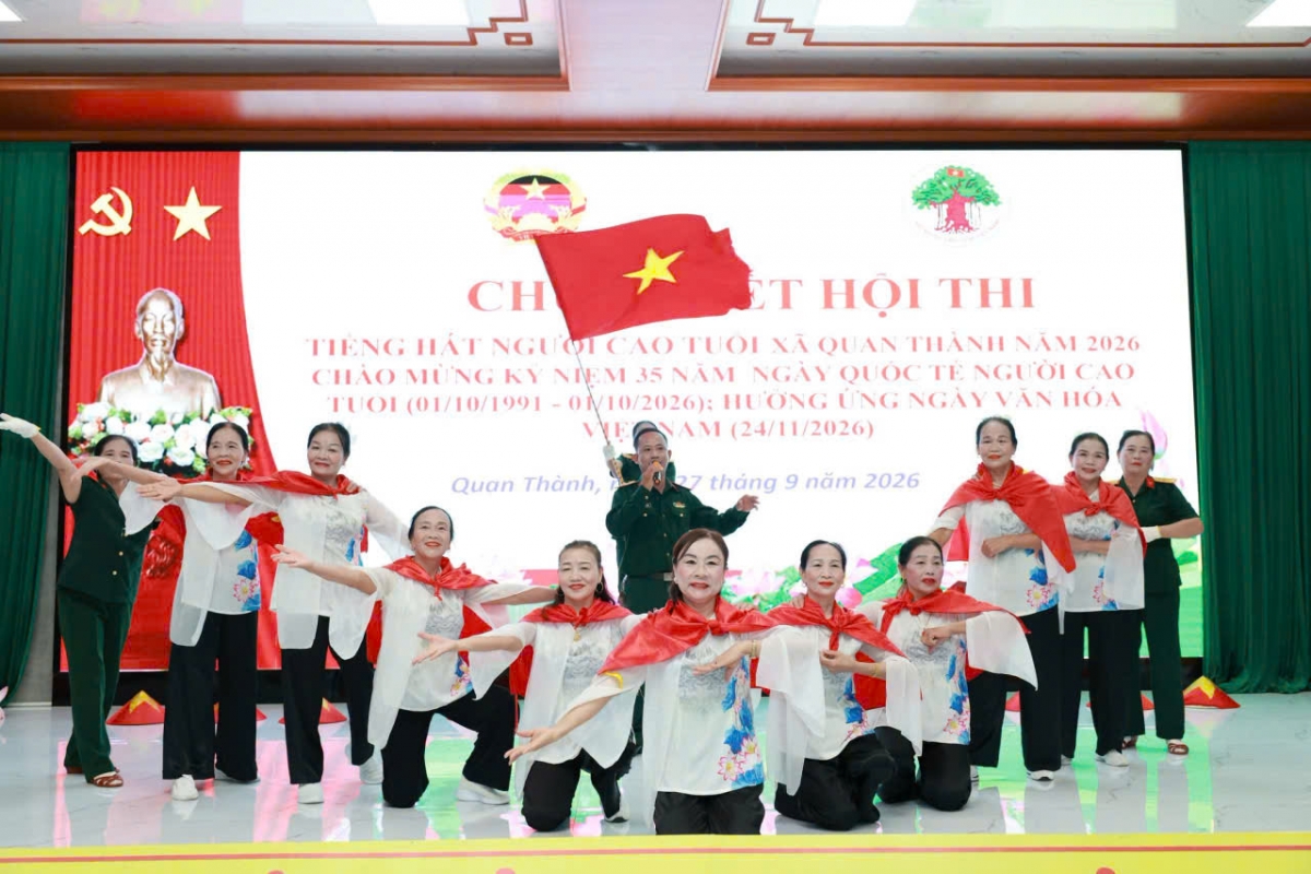 Chung kết Hội thi Tiếng hát Người cao tuổi năm 2026 diễn ra với nhiều tiết mục đặc sắc, được dàn dựng công phu.