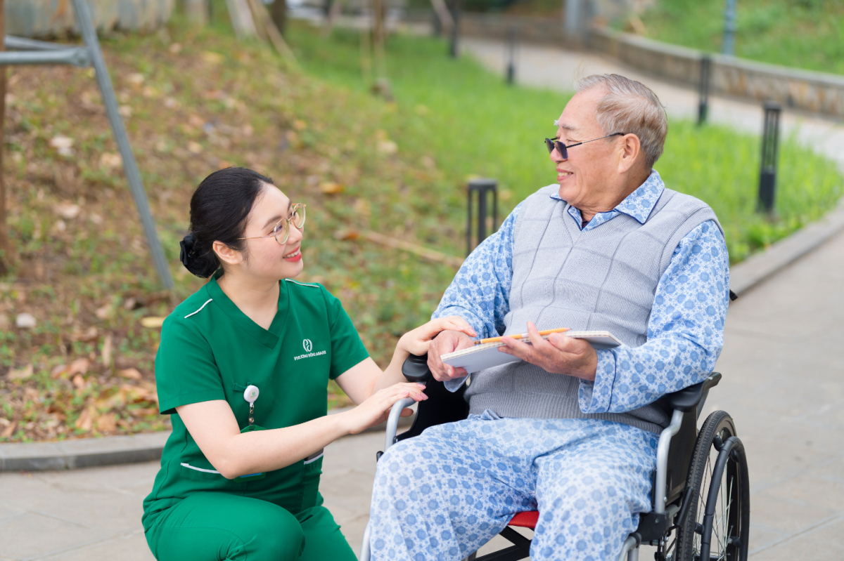 Ngày Tim mạch Thế giới: Đừng xem nhẹ những dấu hiệu bất thường ở tuổi già Ngày Tim mạch Thế giới: Đừng xem nhẹ những dấu hiệu bất thường ở tuổi già