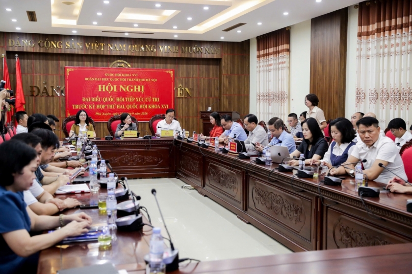 Toàn cảnh Hội nghị tiếp xúc cử tri trước Kỳ họp thứ hai, Quốc hội khóa XVI tại xã Phú Xuyên, thành phố Hà Nội. Toàn cảnh Hội nghị tiếp xúc cử tri trước Kỳ họp thứ hai, Quốc hội khóa XVI tại xã Phú Xuyên, thành phố Hà Nội.