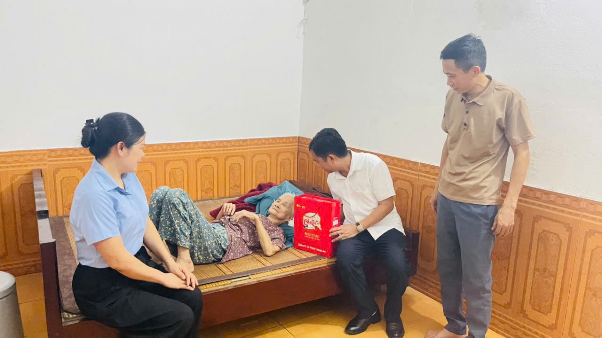 Xã Sơn Thủy sôi nổi Tháng hành động vì người cao tuổi năm 2026