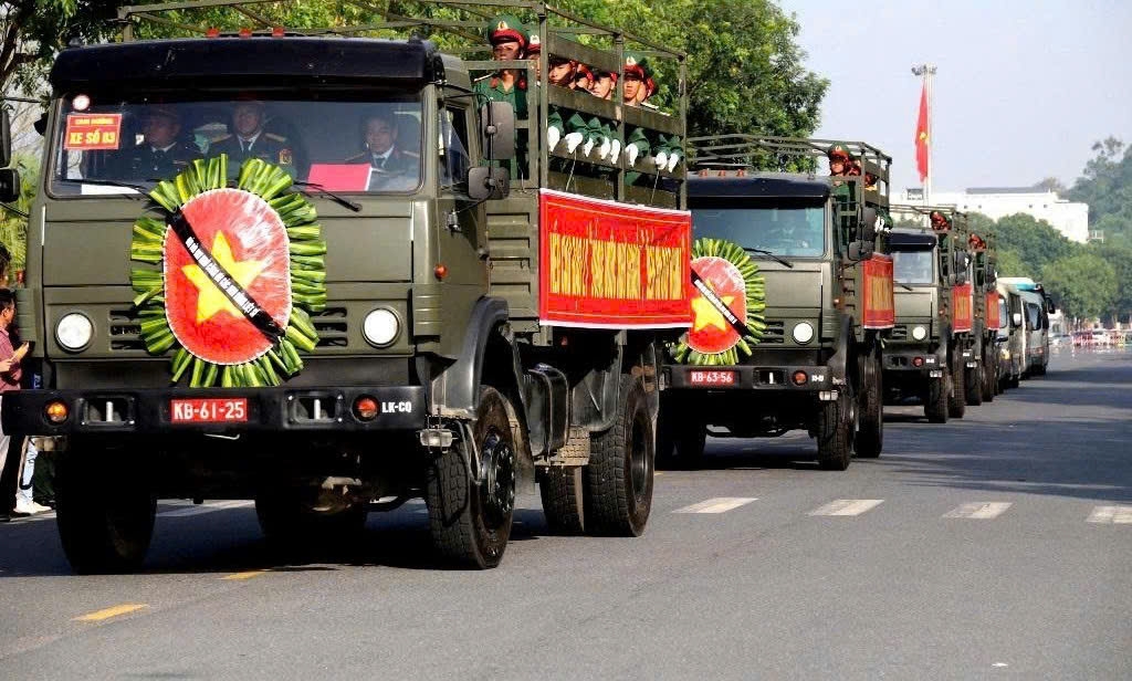 Lào Cai an táng 71 hài cốt liệt sĩ, tiếp tục hành trình tìm danh tính