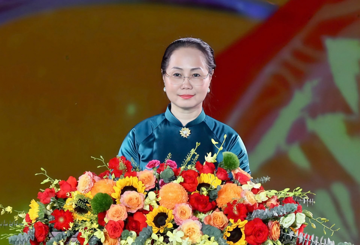 Ủy viên Trung ương Đảng, Bộ trưởng Bộ Văn hóa, Thể thao và Du lịch Lâm Thị Phương Thanh phát biểu