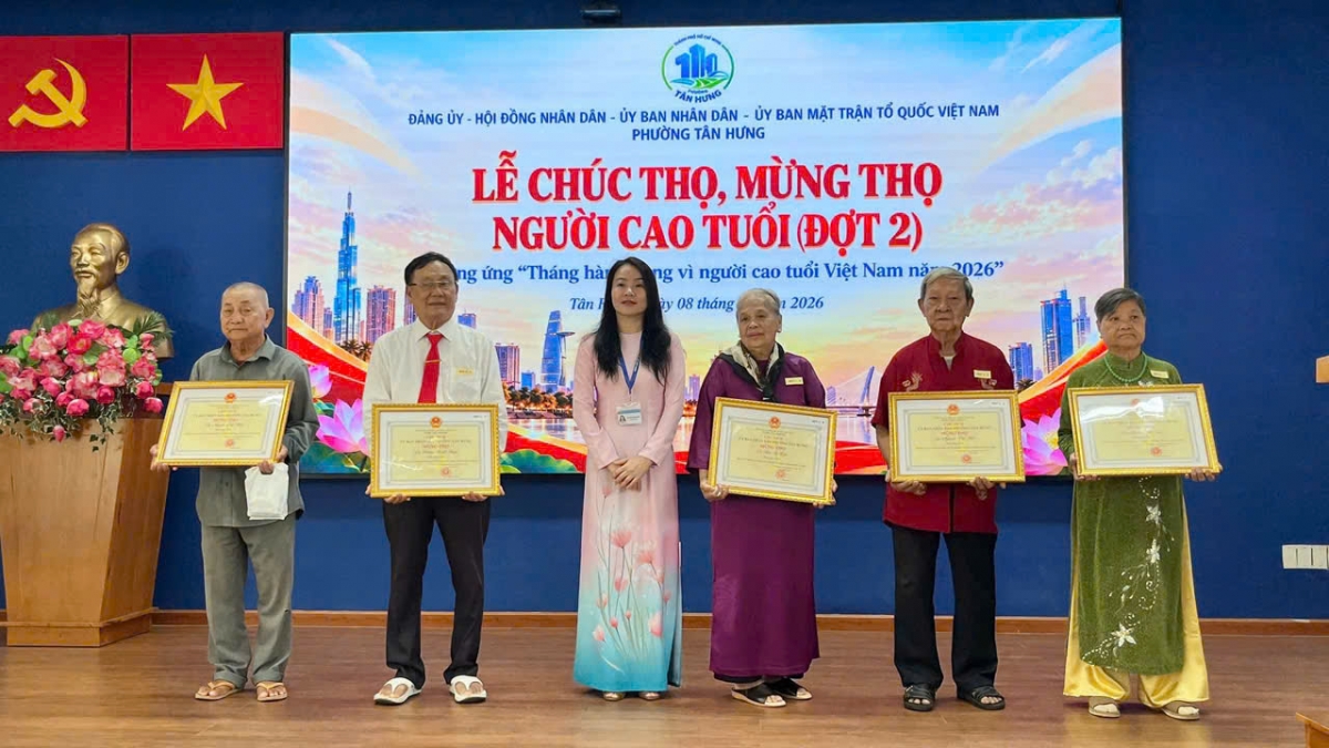 Trang trọng chúc thọ, mừng thọ người cao tuổi năm 2026
