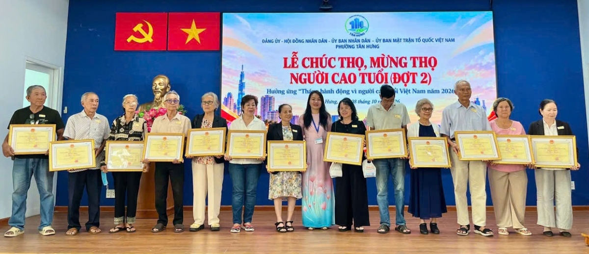Trang trọng chúc thọ, mừng thọ người cao tuổi năm 2026
