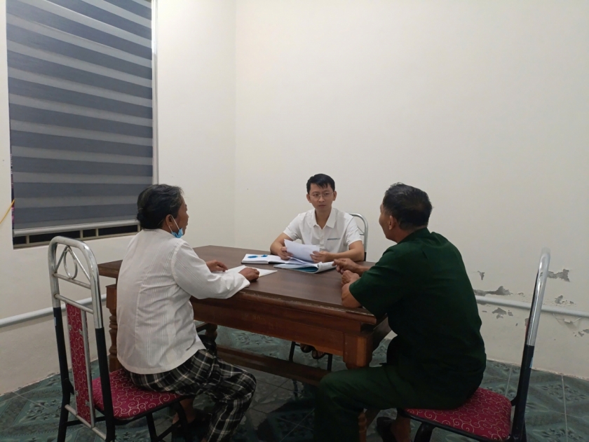 Trợ giúp viên pháp lý - Trung tâm TGPL nhà nước tỉnh Thanh Hóa hỗ trợ, tư vấn cho NCT 
