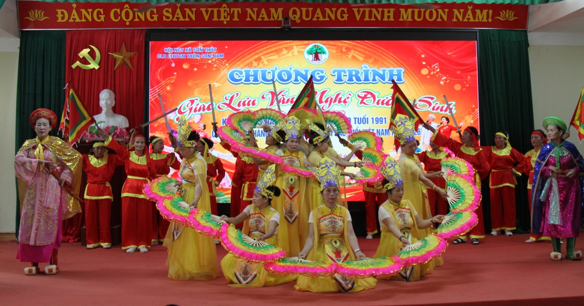 Tiết mục tham gia giao lưu văn nghệ dưỡng sinh của CLB LTHTGN thôn Sơn Nam, xã Sơn Thủy, tỉnh Tuyên Quang Tiết mục tham gia giao lưu văn nghệ dưỡng sinh của CLB LTHTGN thôn Sơn Nam, xã Sơn Thủy, tỉnh Tuyên Quang