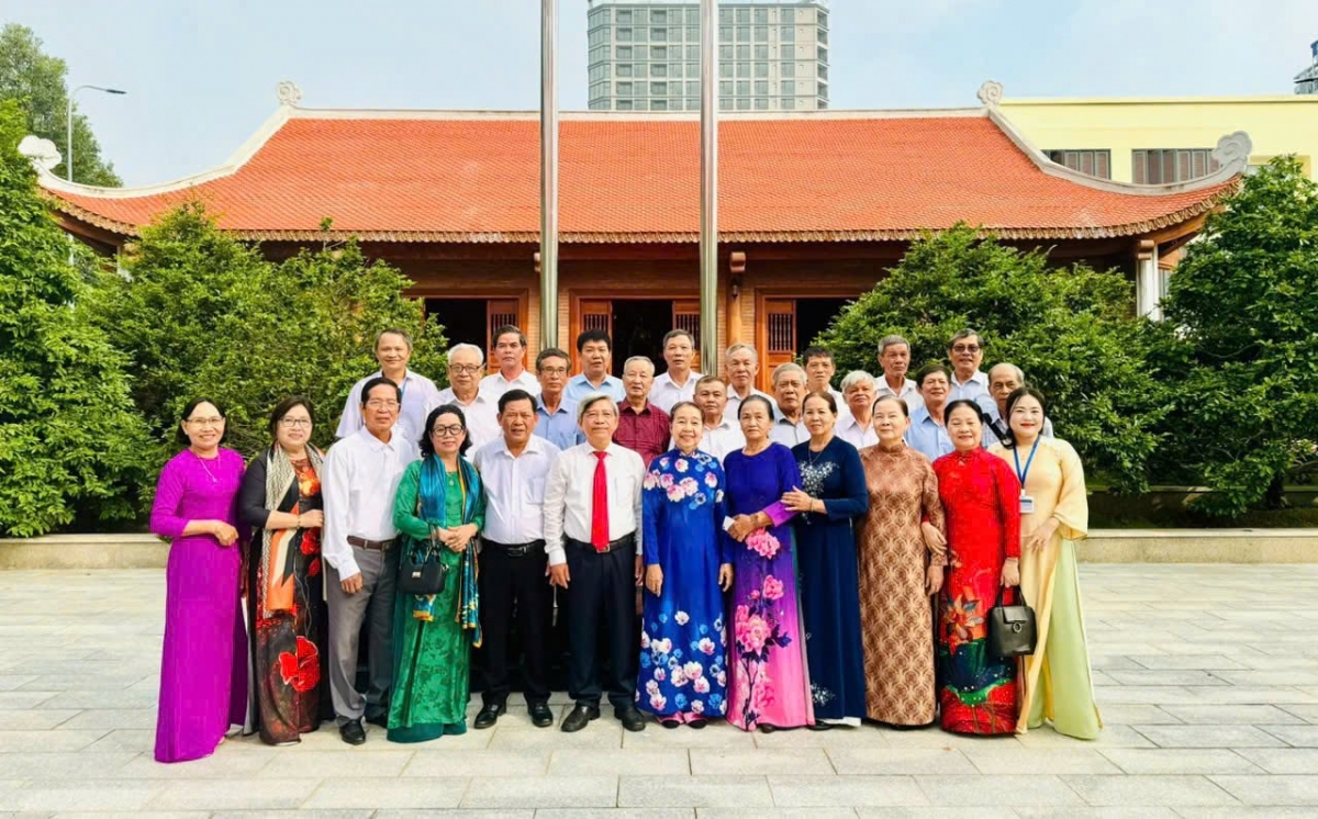 Hội NCT thành phố Đồng Nai gặp mặt, tri ân các thế hệ cán bộ Hội