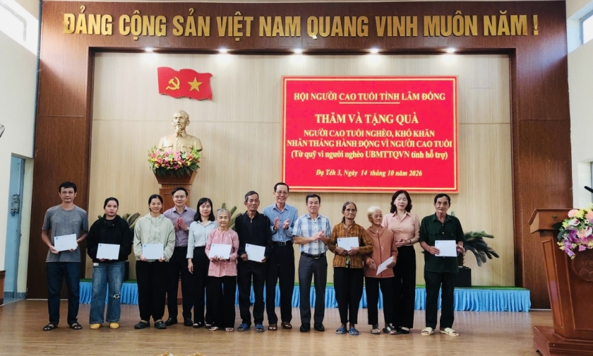 Hội Người cao tuổi tỉnh Lâm Đồng: Thăm, tặng quà hội viên khó khăn và làm việc với các địa phương