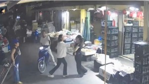 Nhịp cầu bạn đọc
