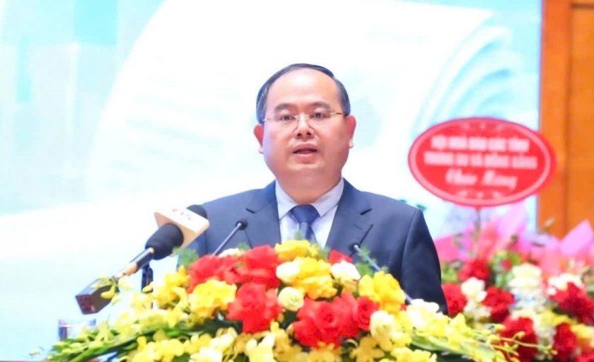 Đồng chí Quản Minh Cường, Ủy viên Ban Chấp hành Trung ương Đảng, Bí thư Thành ủy, Trưởng Đoàn đại biểu Quốc hội thành phố Quảng Ninh, phát biểu chỉ đạo đại hội.