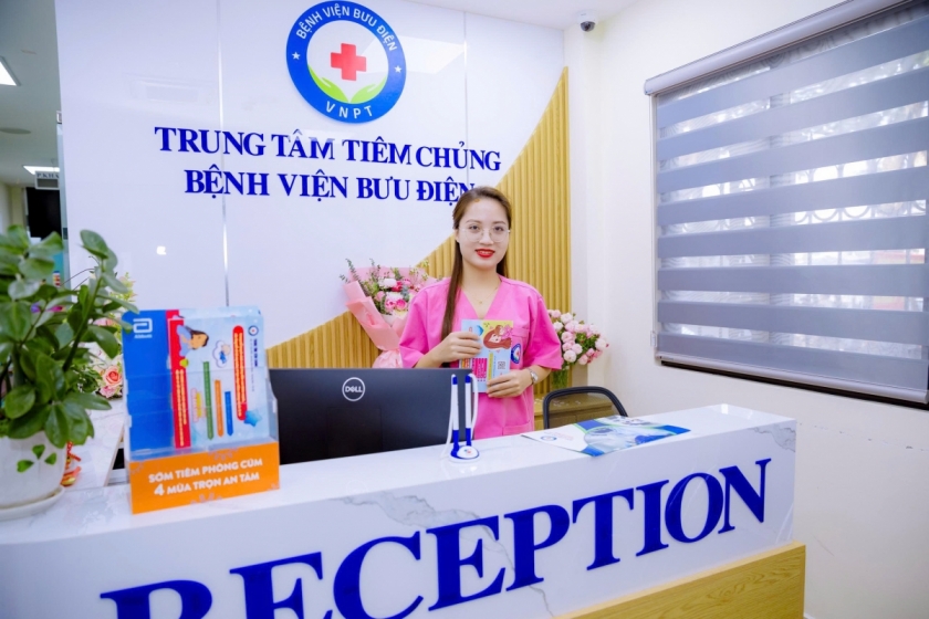 Trung tâm có đội ngũ nhân viên hướng dẫn chu đáo, tận tình.